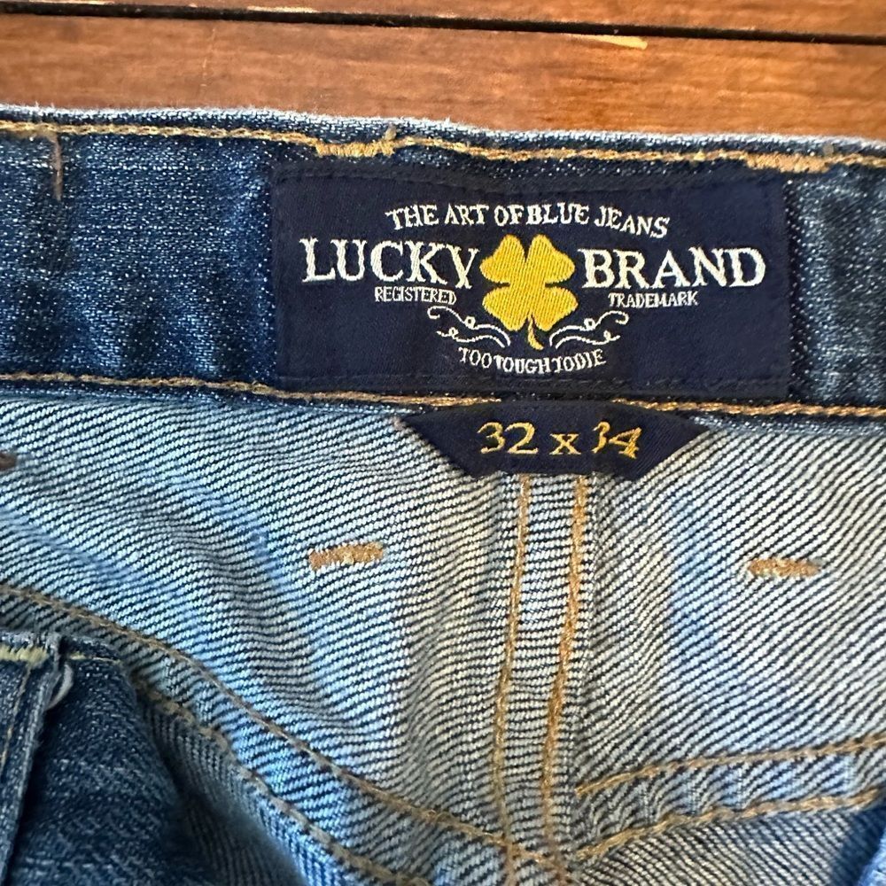 Lucky Brand Blue Jeans with Classic Light Denim